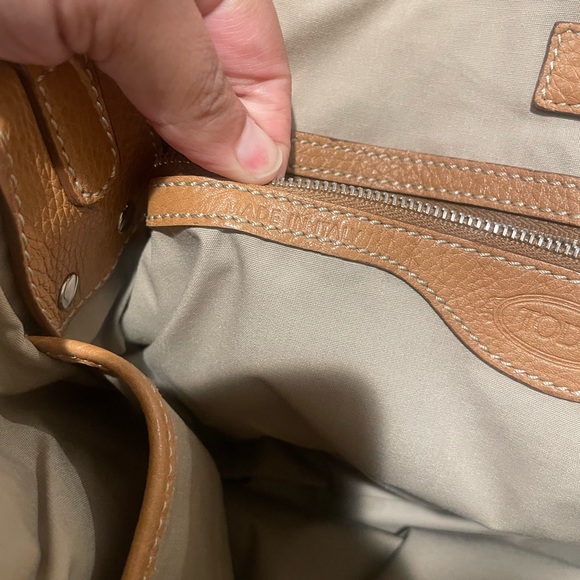 Tod's QUIET LUX Tote - Picture 14 of 17